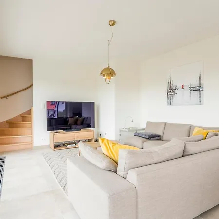 Renewed Comfort Duplex W 2 Terraces Nearby Marina *